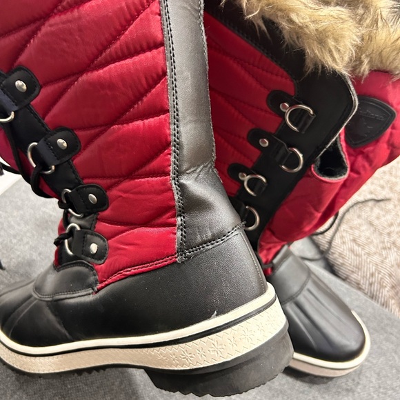 NWTO Canadiana Winter Boots size 10 Red Snow Boots - Picture 6 of 10